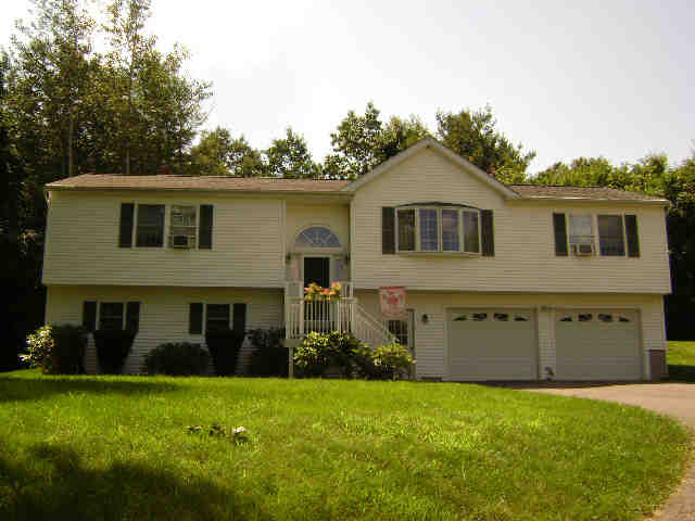 Building photograph for 219 WOOD CREEK RD